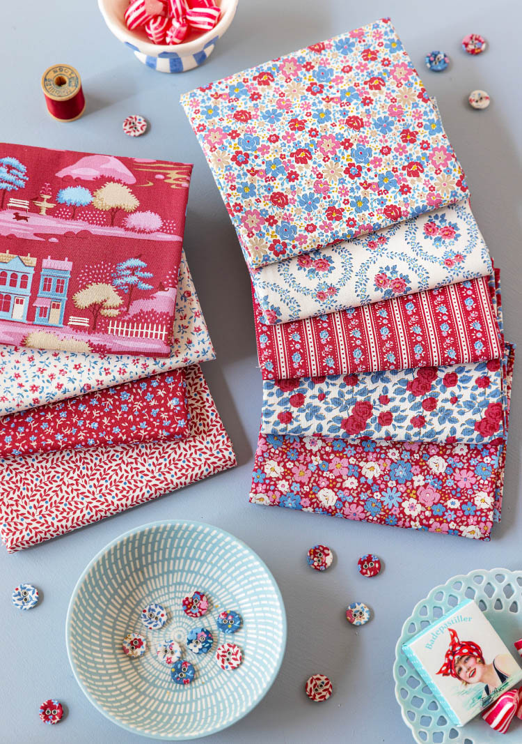 300276 TILDA VILLAGE LIFE PACK 5 FAT QUARTERS BURGUNDY - Imagen 2